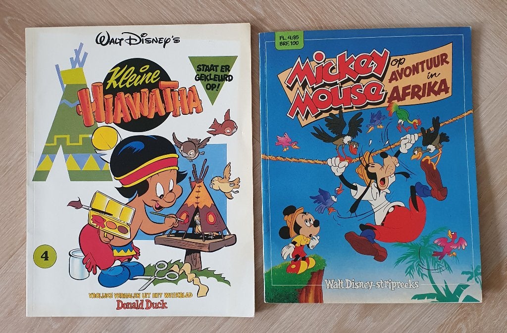 2 Walt Disney Stripboeken, Meerdere stripboeken, Ophalen of Verzenden, Gelezen