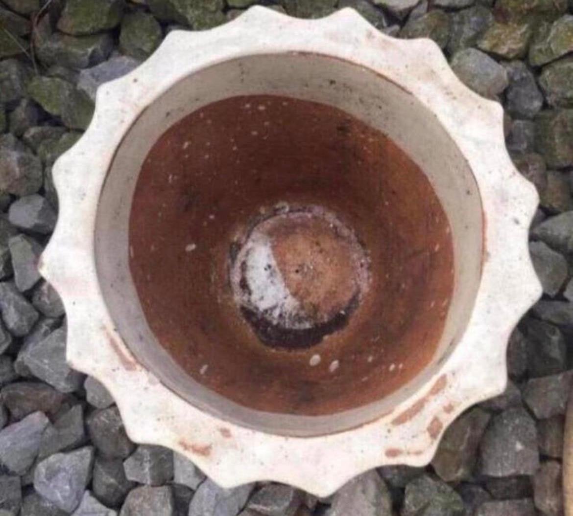 Unieke Oude Terracotta Bloempotten Jaren '50 - 38cm, Zo goed als nieuw, Minder dan 40 cm, Balkon, Overige vormen