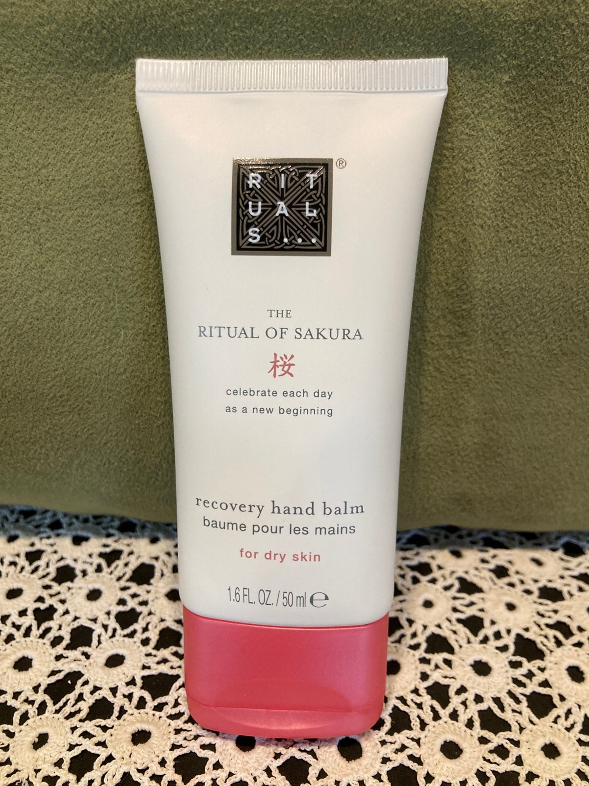 Rituals Sakura hand balm (120226), Ophalen of Verzenden, Nieuw, Handen en Nagels