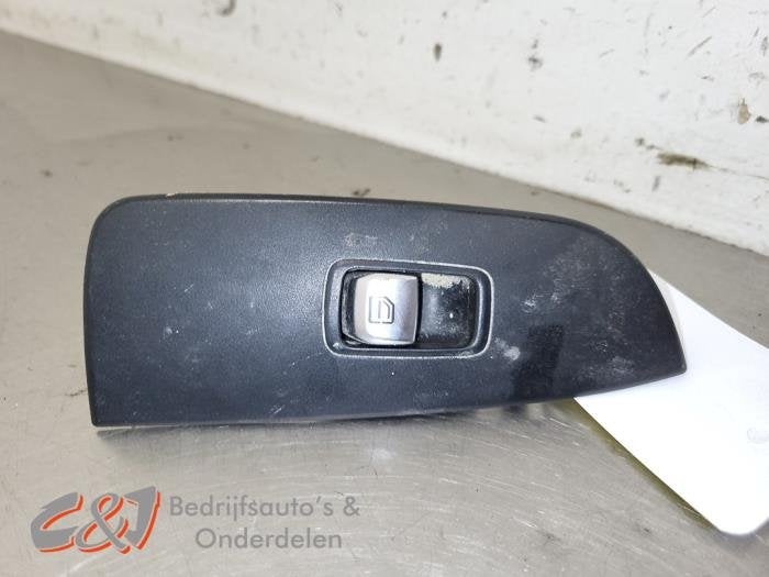 Elektrisch Raam Schakelaar van een Mercedes Vito, Auto-onderdelen, Gebruikt, -, Ophalen of Verzenden, -
