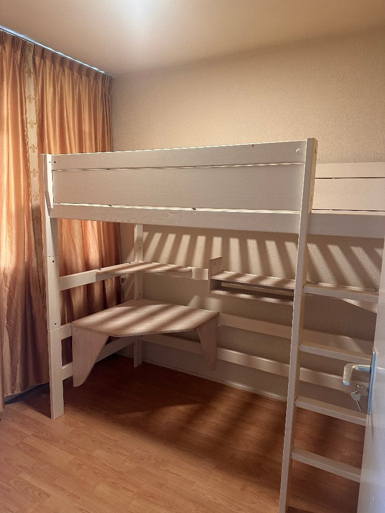 Hoogslaper met bureautje, Ophalen, Eenpersoons, 160 tot 180 cm, Zo goed als nieuw