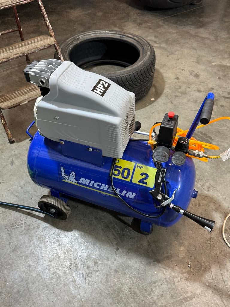 Michelin compressor 50L 2HP, 25 tot 100 liter, Ophalen of Verzenden, Gebruikt, Mobiel