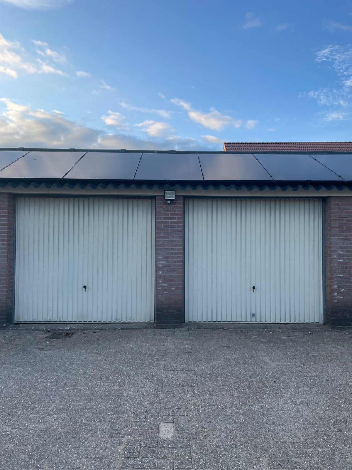 Garagebox in Ede, op eigen terrein., Auto diversen