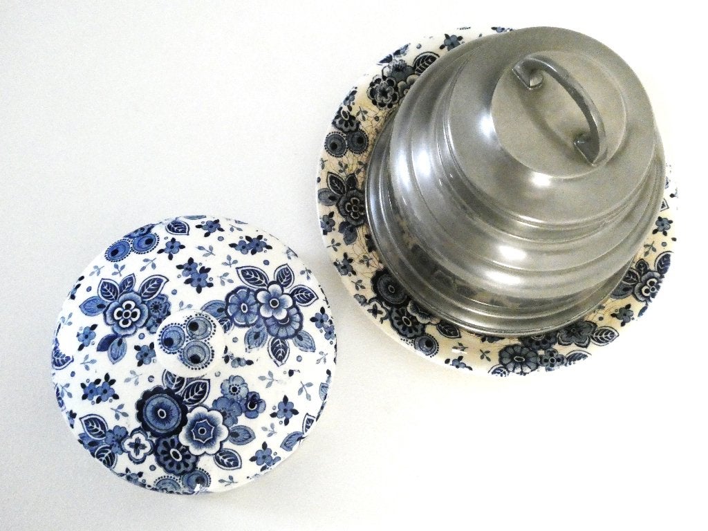 Botervloot van het Beatrixservies met een boterkoeler stolp, Ophalen of Verzenden