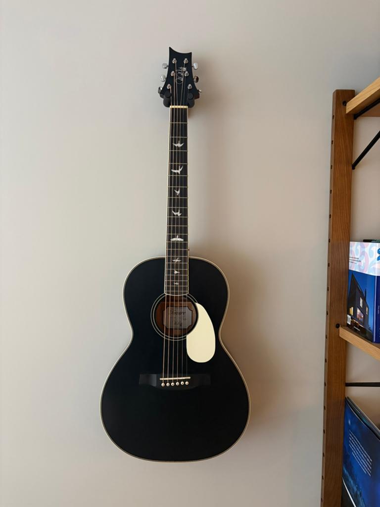 PRS SE P20 Parlor Acoustic Guitar – Matte Black, Muziek en Instrumenten, Ophalen, Zo goed als nieuw, Klassieke of Spaanse gitaar