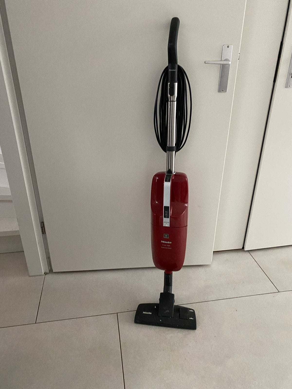 Miele S 164-1500 Super Air Clean Steelstofzuiger Rood, Stofzak, Gebruikt, Ophalen of Verzenden, Miele