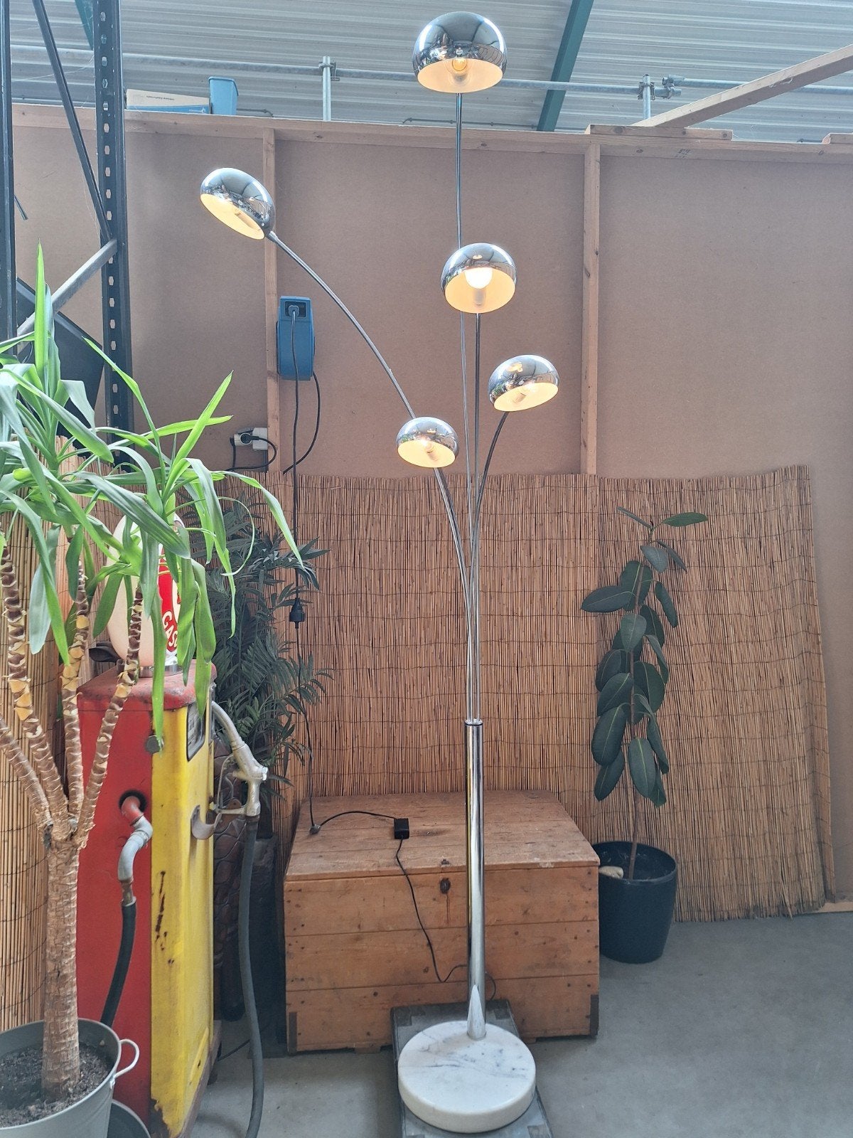 Grote robuuste vloerlamp, Ophalen, Zo goed als nieuw, 150 tot 200 cm