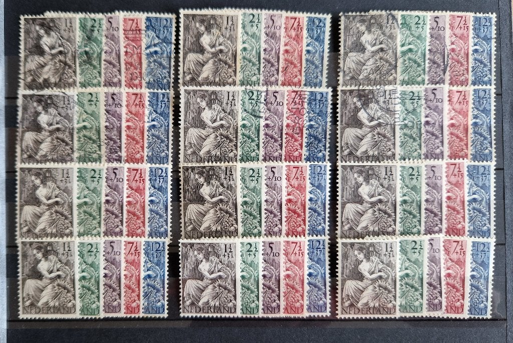 12x NVPH 449-453. 6x gestempeld, 3x ongestempeld, 3x PF., Verzenden, Na 1940, Gestempeld
