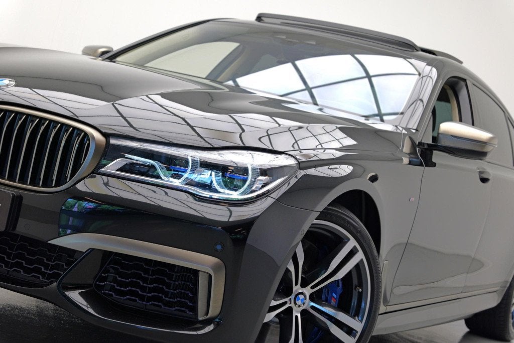 BMW 7-serie M760Li xDrive High Executive |Massage|Bowers&Wil, Automaat, Gebruikt, Euro 6, 12 cilinders
