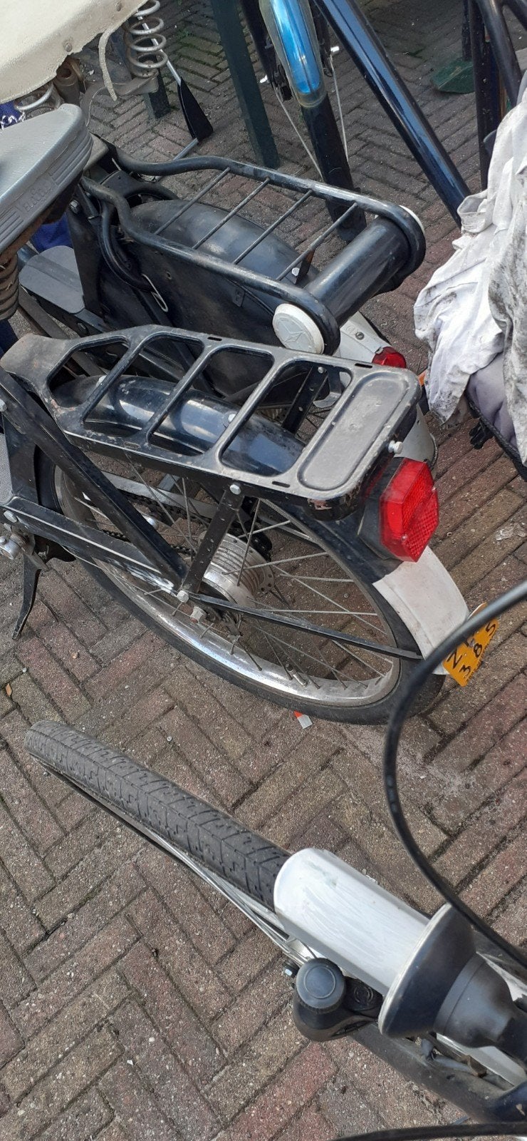 Antiek zie foto.s, Ophalen