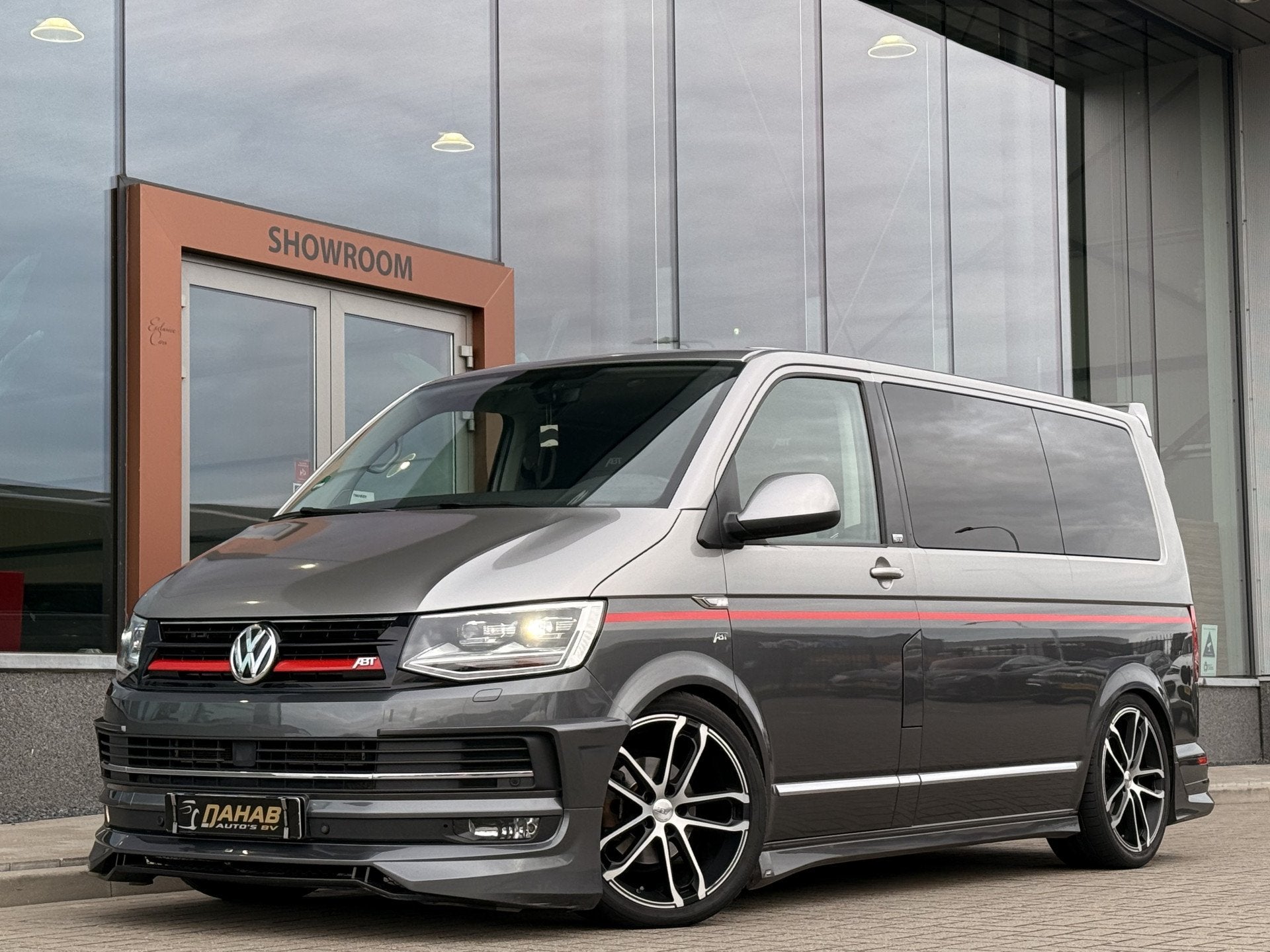 Volkswagen Transporter Multivan 2.0 TDI L1H1 120 Years ABT E, Auto's, 15 km/l, Gebruikt, Zwart, 4 cilinders