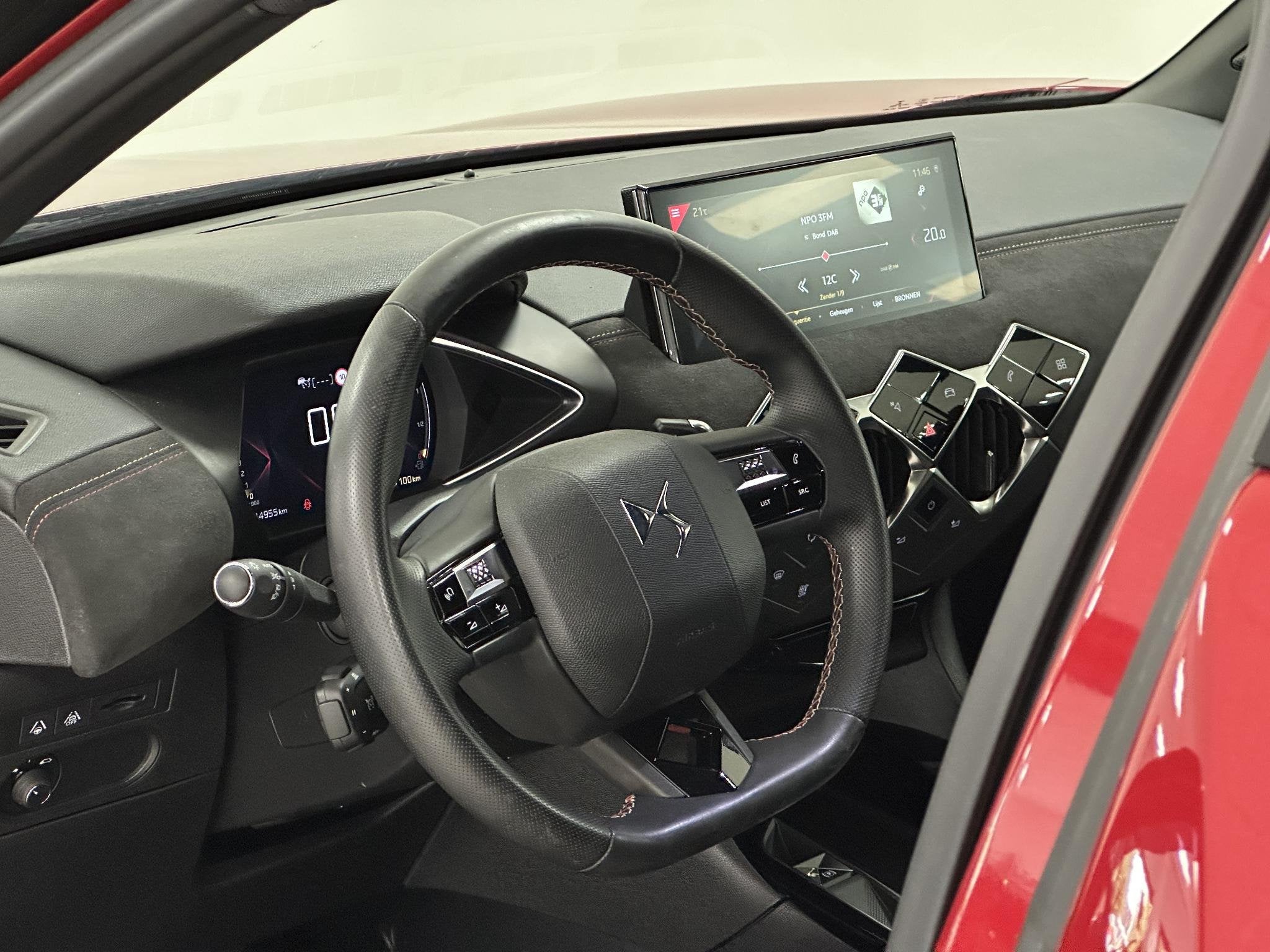DS 3 Crossback 1.2 PureTech Performance Line+ ADAPTIVE CRUIS, Auto's, Gebruikt, 1199 cc, Met garantie (alle), Alcantara