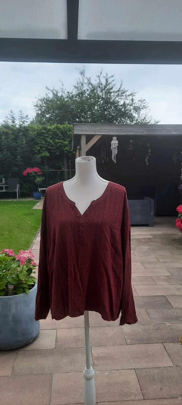 Blouse bordeaux rood maat 54 merk up2fashion 100%viscose., Up2Fashion, Overige kleuren, Blouse of Tuniek, Nieuw