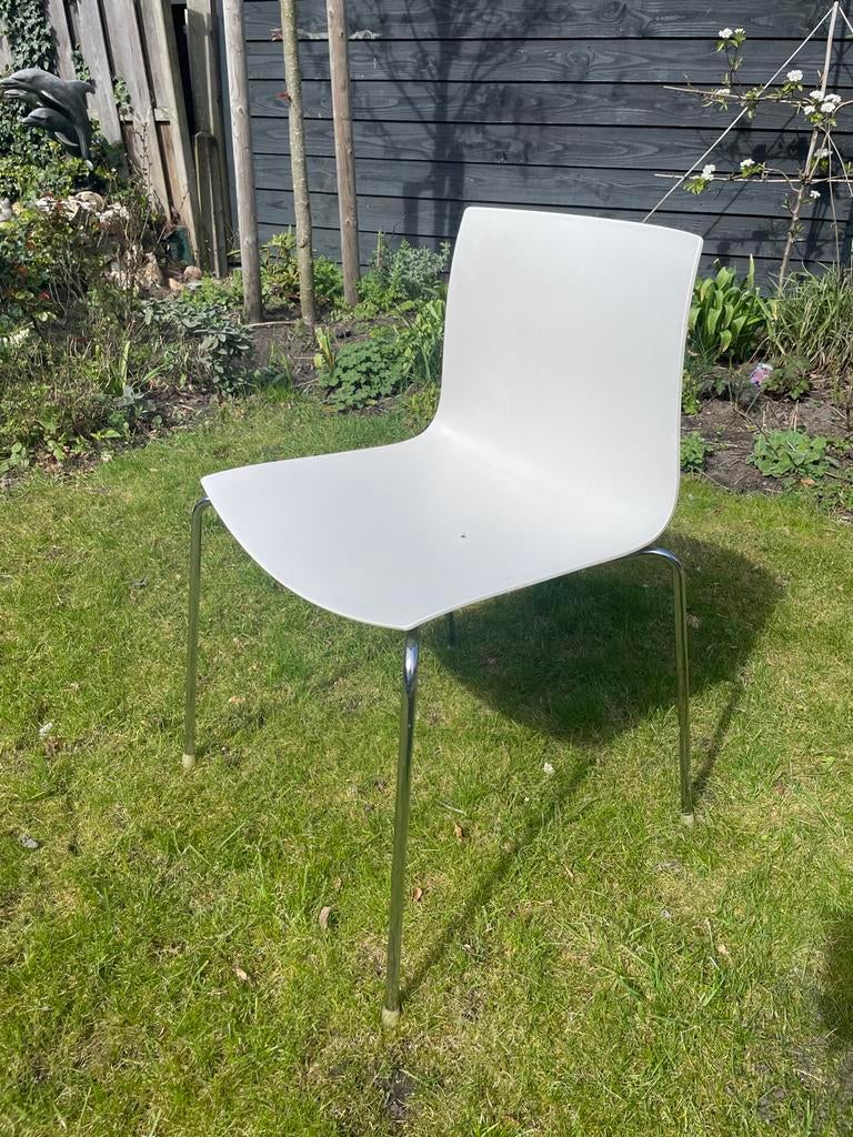 ARPER eetkamerstoelen Catifa - Wit met chromen onderstel, Ophalen, Kunststof, Gebruikt, Wit