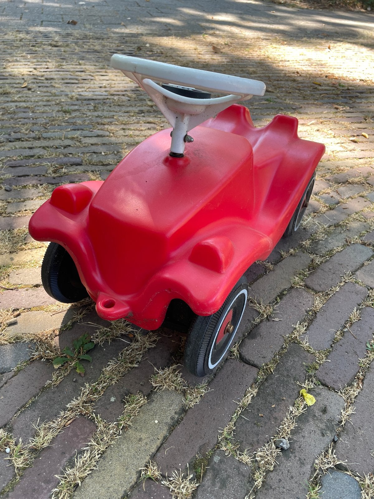 Rode loopauto voor kinderen, Ophalen of Verzenden, Gebruikt, Loopvoertuig