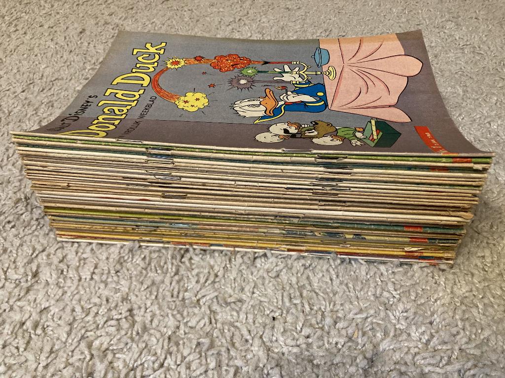 45x Donald Duck Weekblad - Jaargang 1965 - Kan per stuk, Gelezen, Europa, Ophalen of Verzenden, Meerdere comics