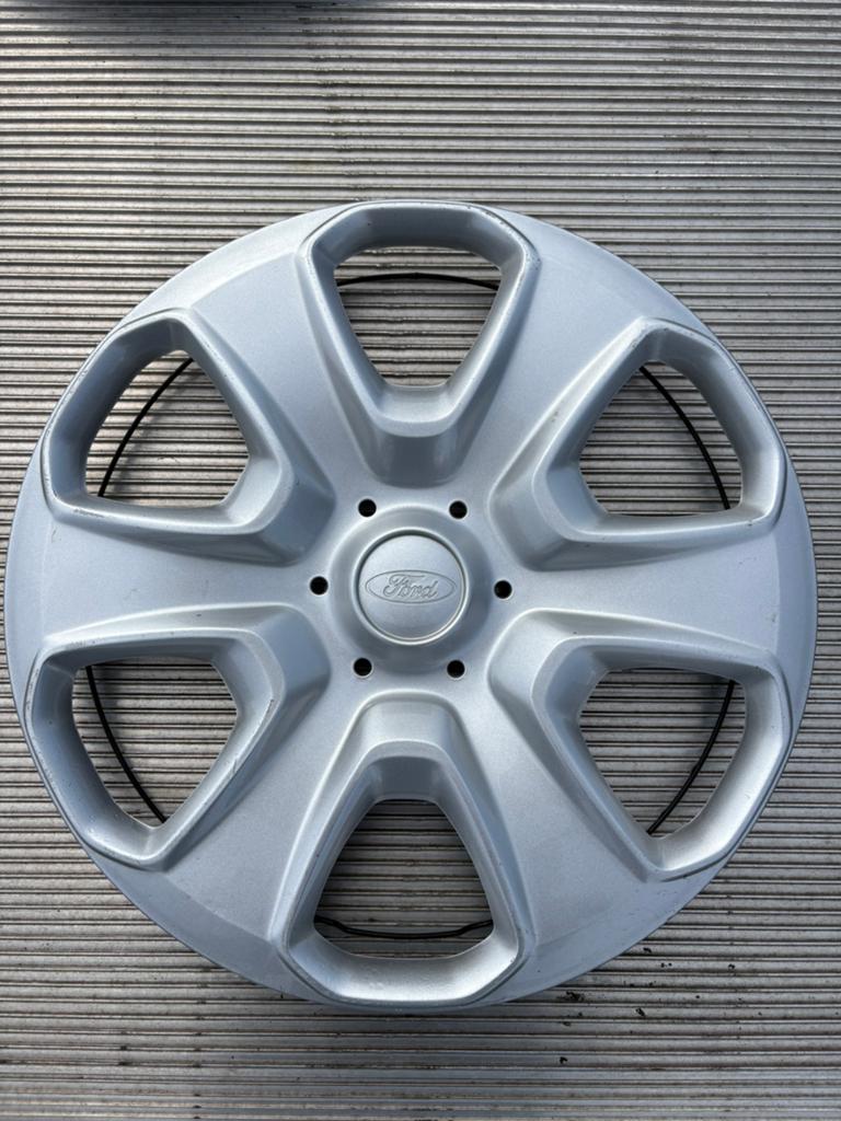 Wieldoppen ford transit connect/courier, Ophalen of Verzenden, Zo goed als nieuw