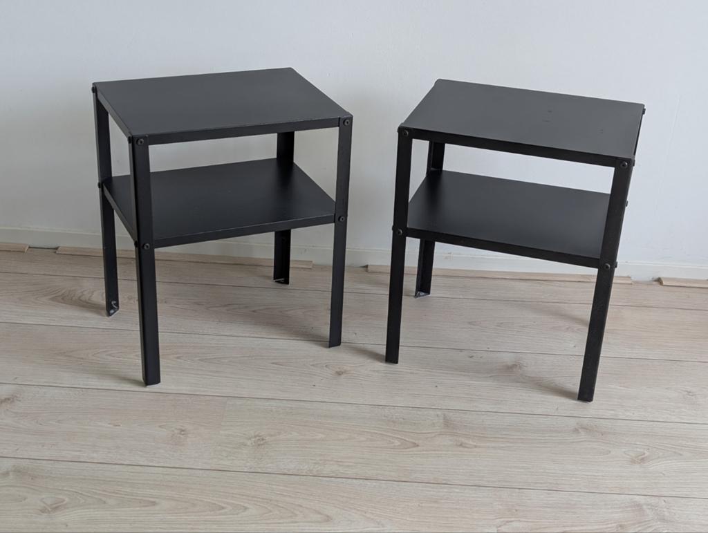 Twee handige smalle nachtkastjes, Ophalen, Minder dan 45 cm