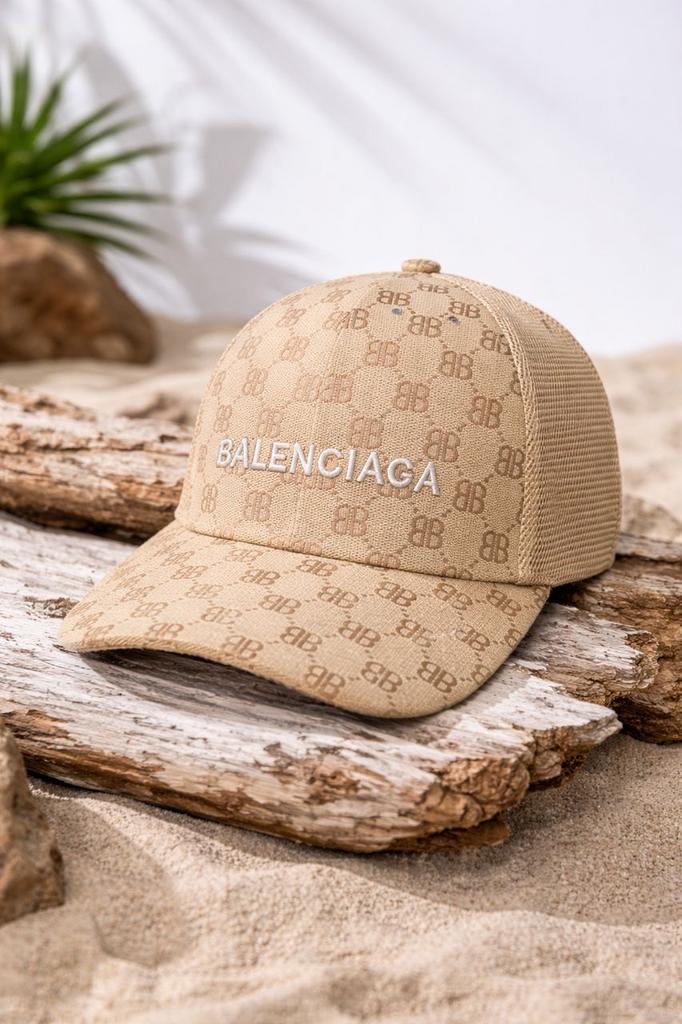 Balenciaga BB Monogram Pet - Beige, Ophalen of Verzenden, Zo goed als nieuw, One size fits all, Pet