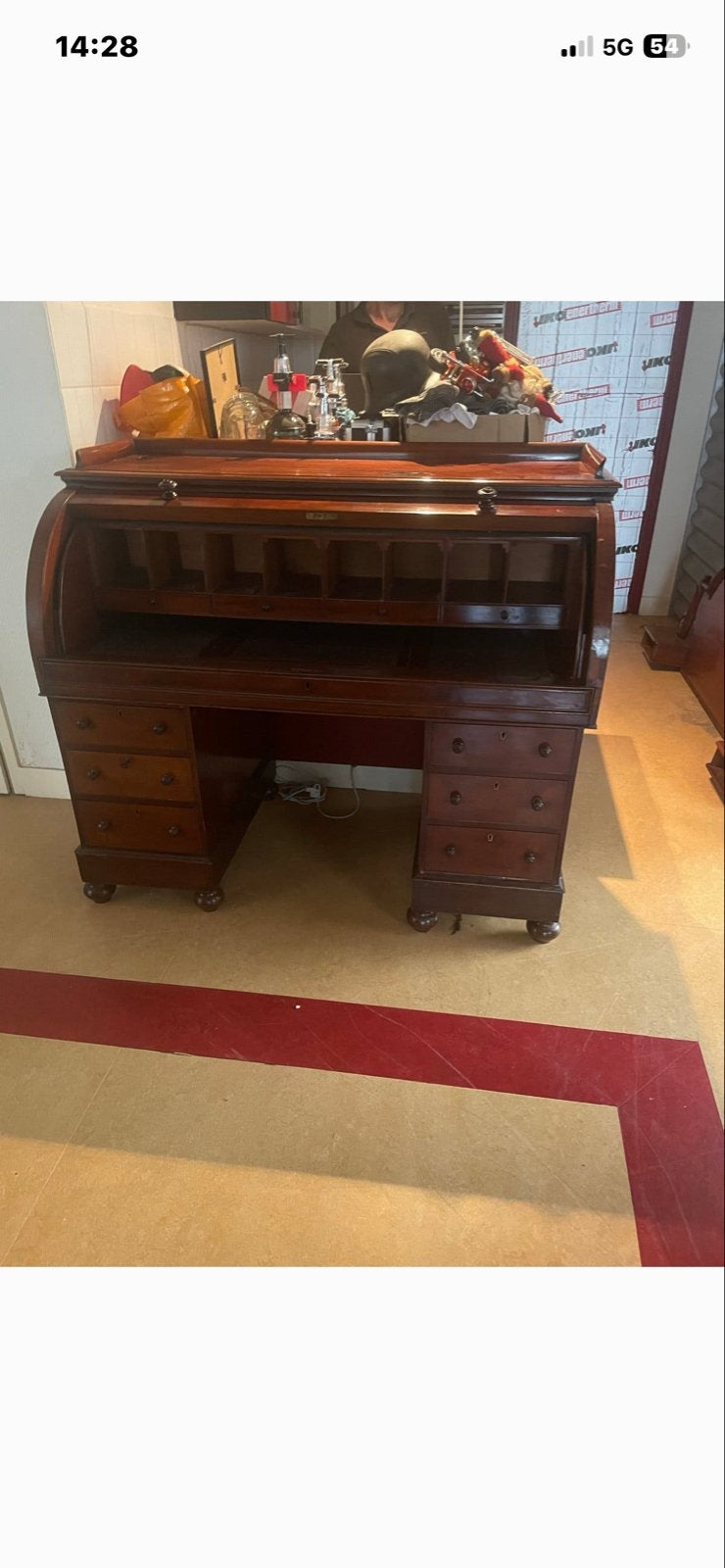 Antiek rolluikbureau van mahoniehout, Ophalen