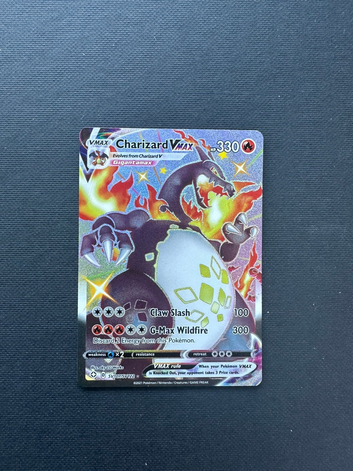 Charizard Vmax pokemonkaart, Ophalen of Verzenden, Zo goed als nieuw, Losse kaart, Foil