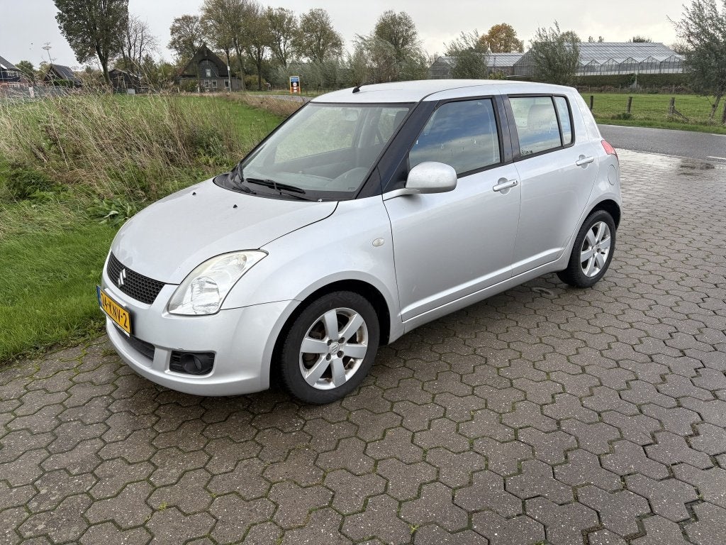 Suzuki Swift 1.5 Exclusive AUTOMAAT 2010 (bj 2010), 4 cilinders, Swift, Bedrijf, Elektrische ramen