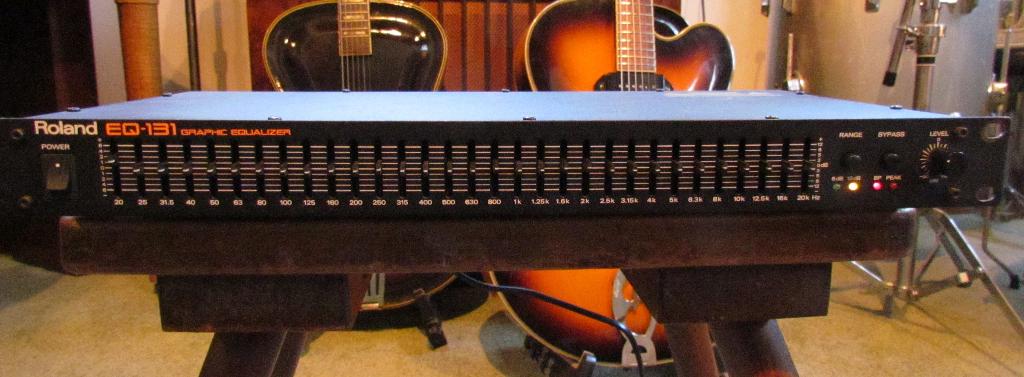 Roland EQ-131 graphic equalizer (izgst), Muziek en Instrumenten, Effecten, Ophalen, Gebruikt, Equalizer