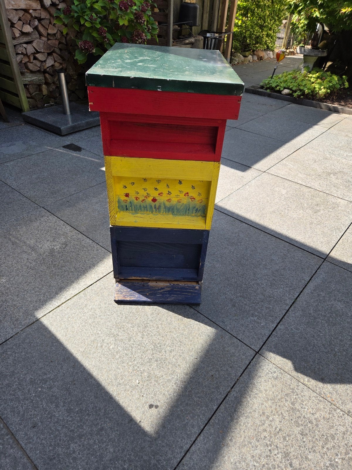Bijenkast, 8 ramer, Bijen