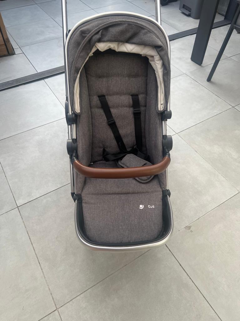 QtusBuggy - Stijlvol en Compact, Kinderen en Baby's, Kinderstoelen, Ophalen of Verzenden, Zo goed als nieuw, Overige typen, Gordel(s)
