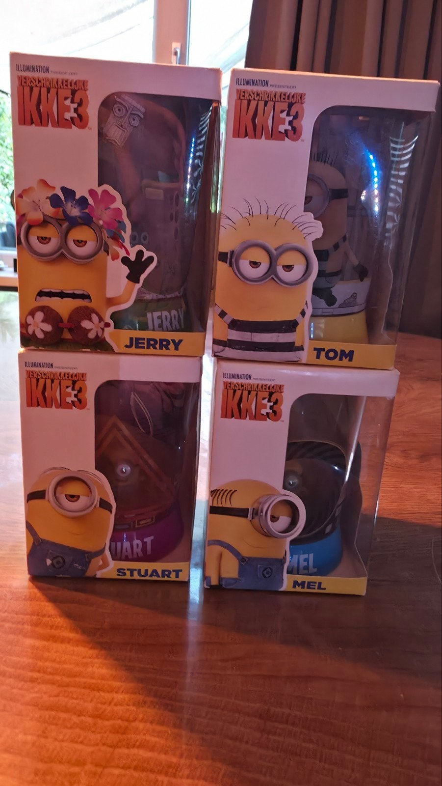Complete set 4 stuks Minions bioscoop/verzamelbekers Verschr, Verzamelen, Ophalen of Verzenden, Nieuw