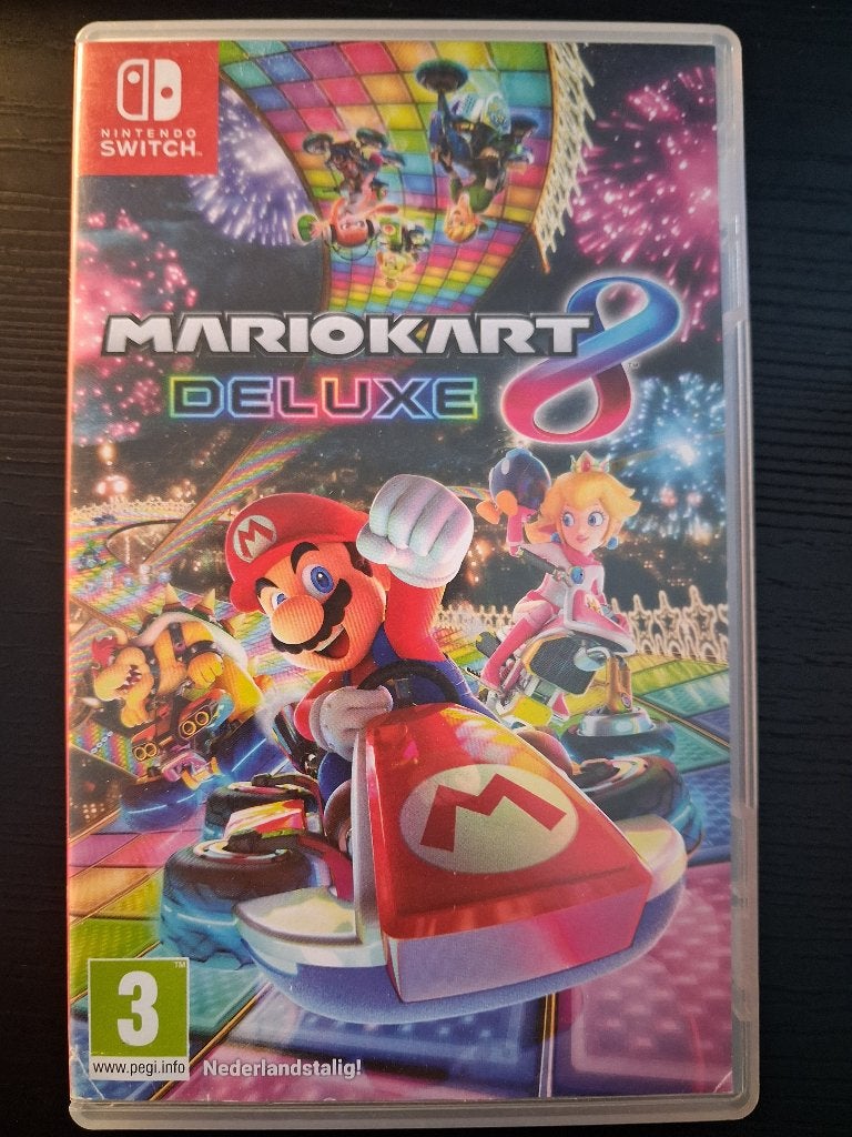 Mariokart Deluxe 8, Ophalen, Racen en Vliegen, Zo goed als nieuw, 3 spelers of meer