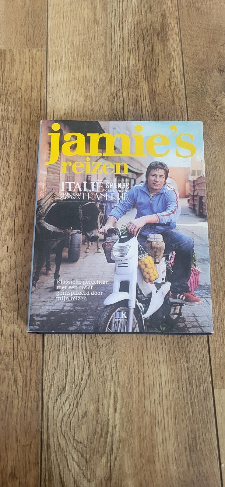 Jamie Oliver - Jamie's Reizen - kookboek, Boeken, Italië, Voorgerechten en Soepen, Ophalen of Verzenden, Zo goed als nieuw