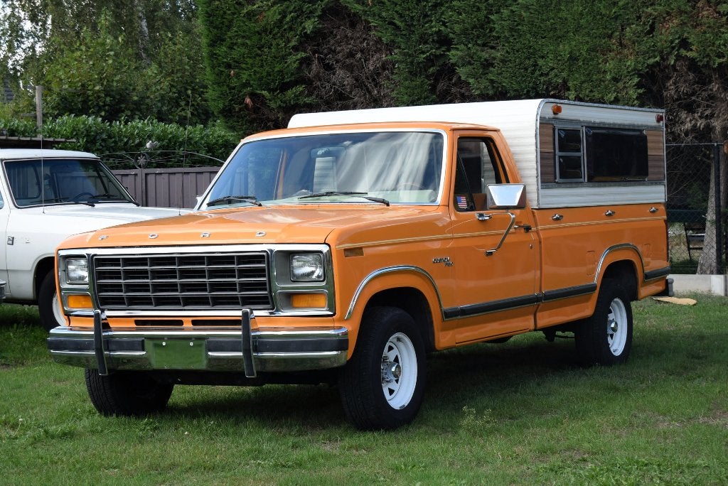 Ford F-150 CUSTOM 4.9L L6 300CID, Auto's, Overige modellen, Overige kleuren, Bruin, Handgeschakeld