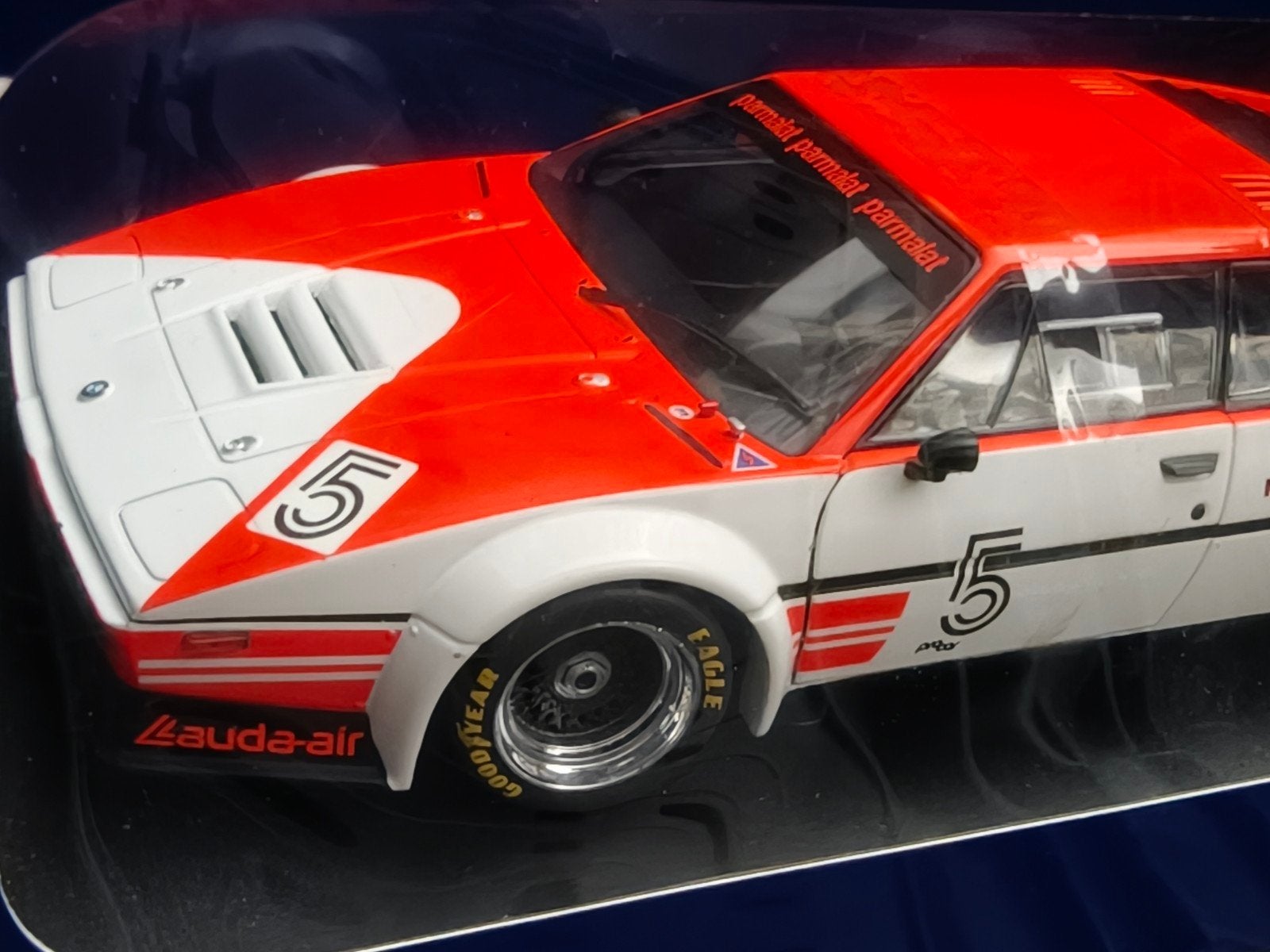 BMW M1 Procar Niki Lauda -  Schaal 1:18 - Nieuw in d, Hobby en Vrije tijd, Modelauto's | 1:18, Verzenden, Nieuw, Overige merken