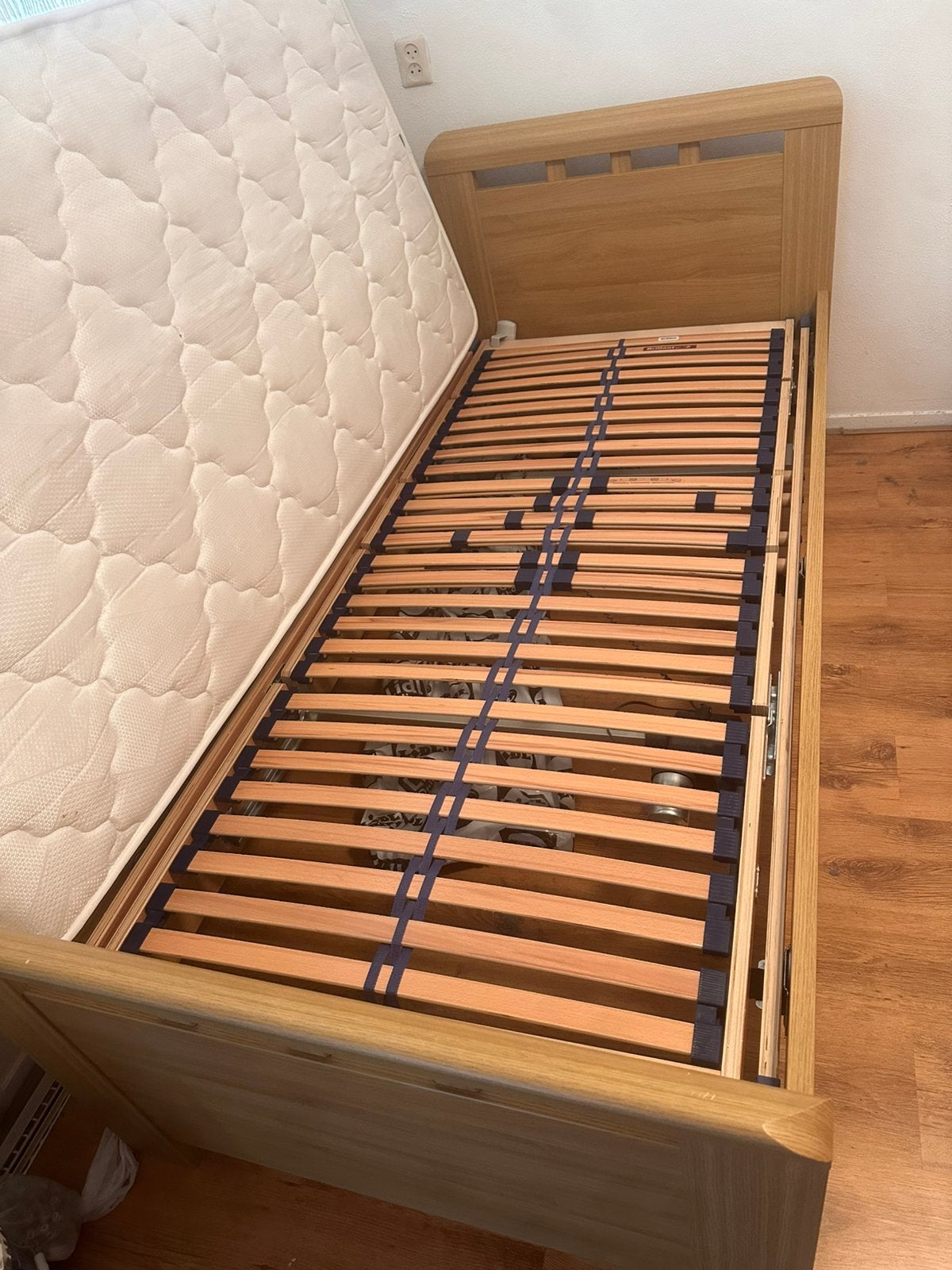 Houten eenpersoonsbed 90x200 cm inclusief lattenbodem, Ophalen, 90 cm, Eenpersoons, Wit