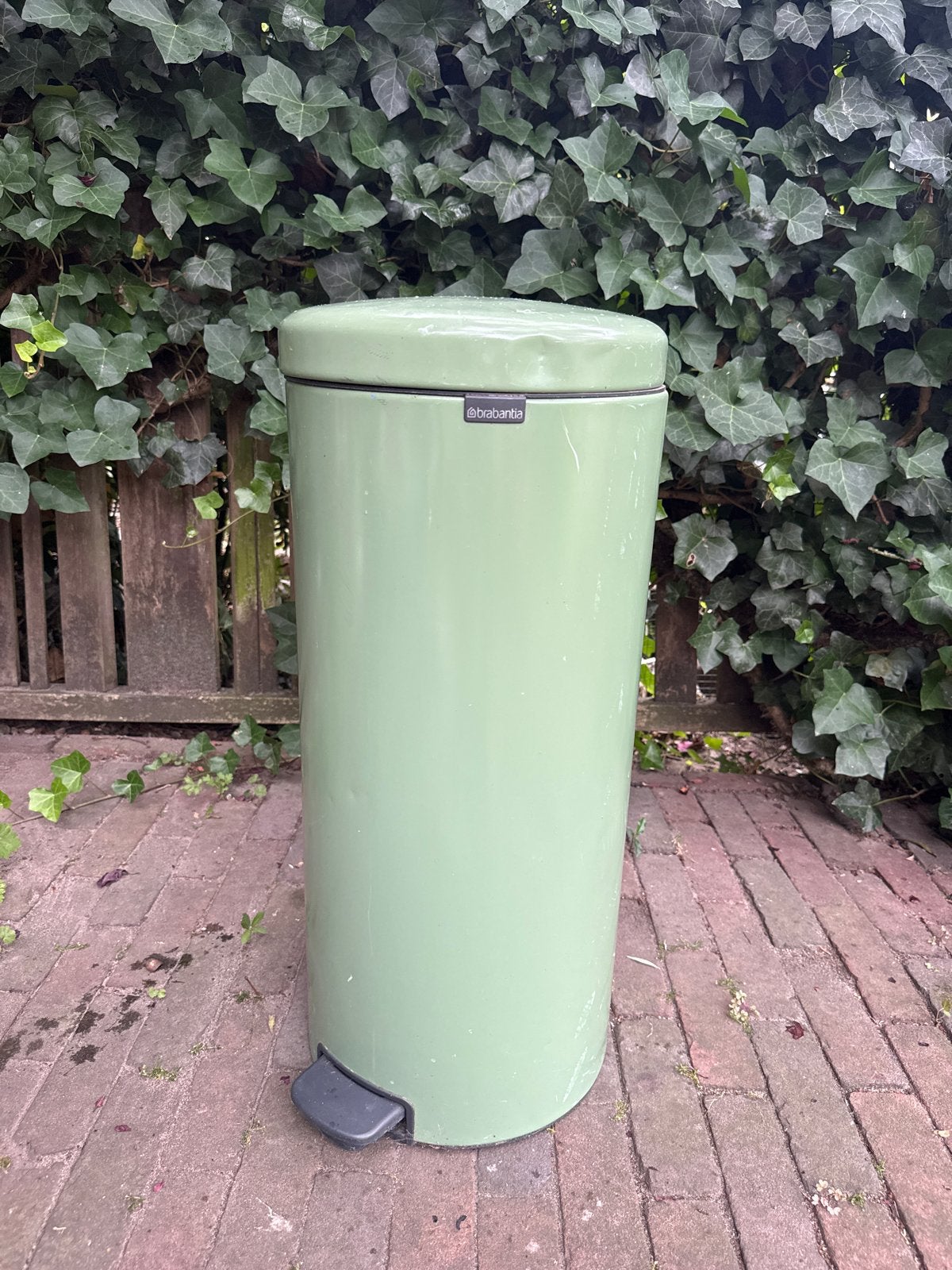 Brabantia newIcon pedaalemmer 30L - Moss Green, Huis en Inrichting, Woonaccessoires | Prullenbakken, Ophalen, 50 – 75, Gebruikt