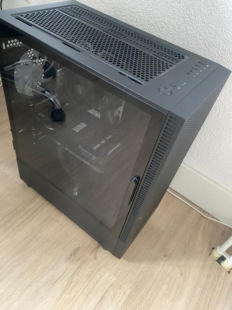 Gaming PC Ryzen 7 5800X RTX 4060 16GB RAM Windows 11, Computers en Software, Computerbehuizingen, Ophalen of Verzenden, Zo goed als nieuw