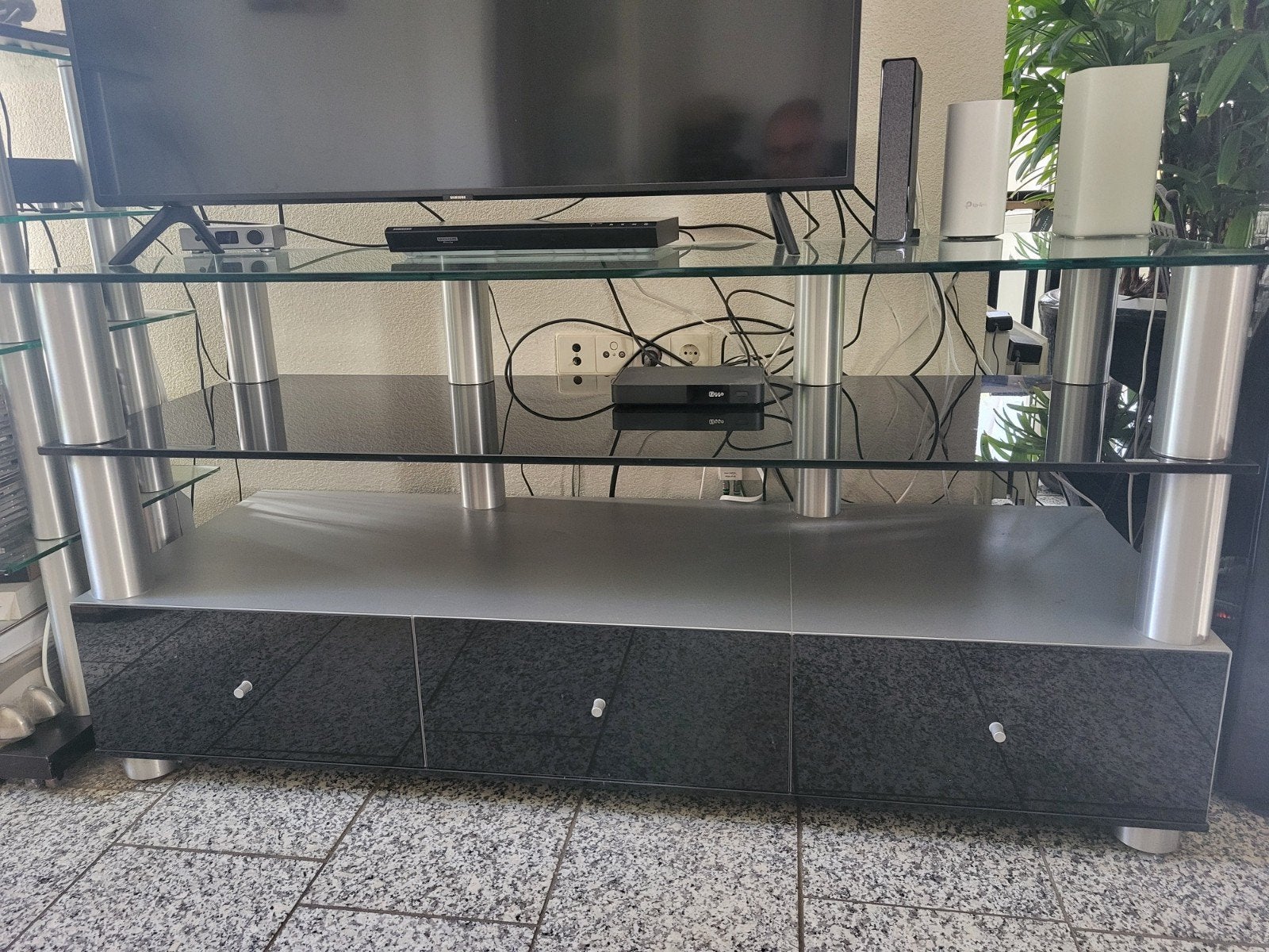 tv meubel, Ophalen, 25 tot 50 cm, Minder dan 100 cm