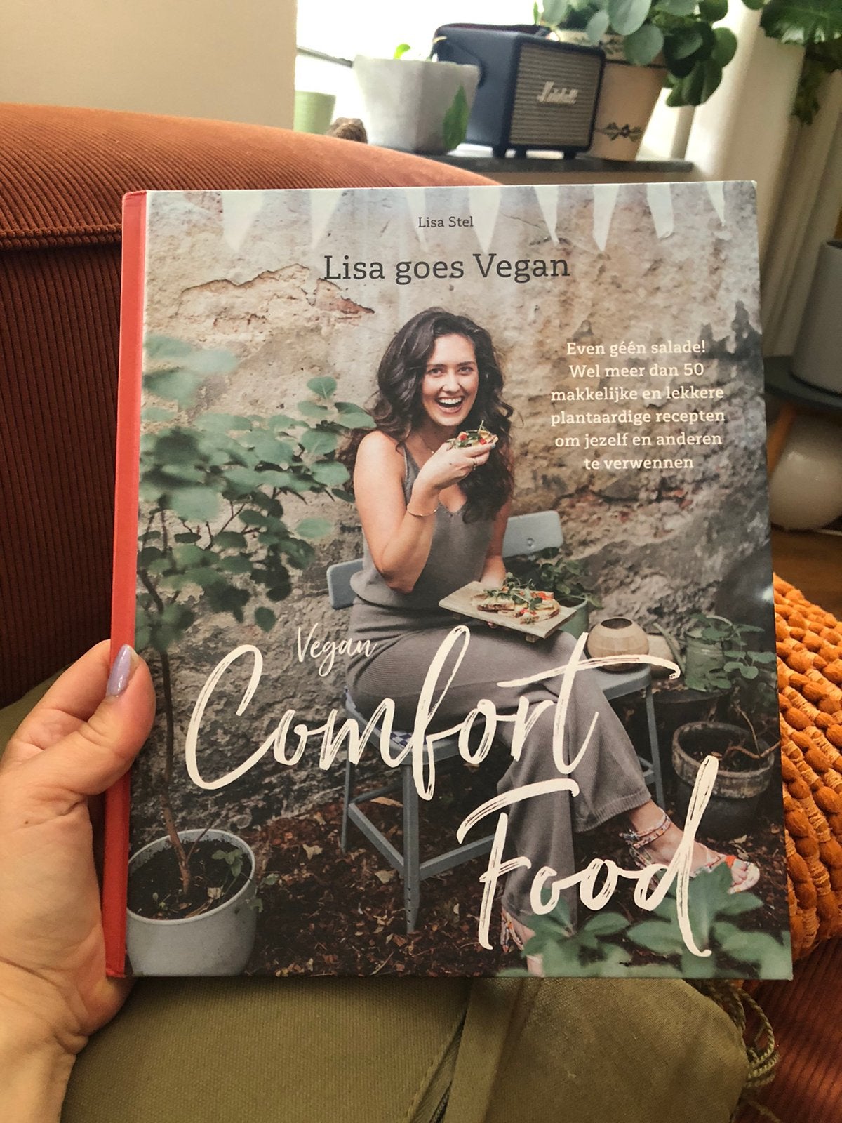 Lisa Stel - Vegan comfort food, Boeken, Ophalen of Verzenden, Zo goed als nieuw, Lisa Stel