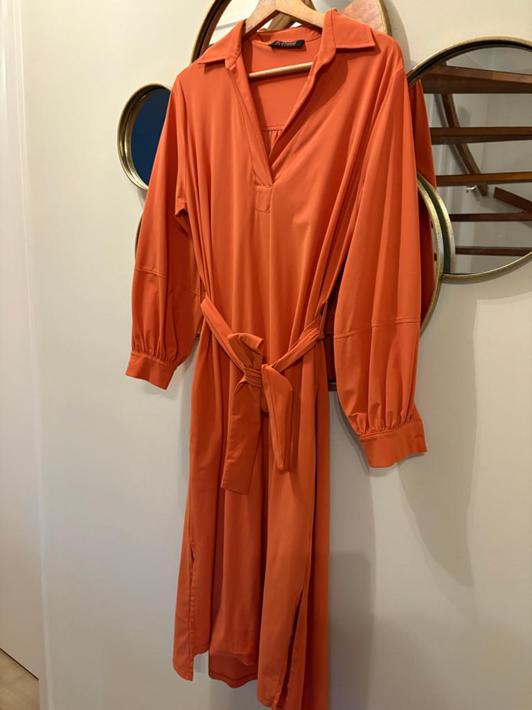 Oranje midi-jurk met ceintuur - D'ETOILE CASIOPE, Maat 38/40 (M), Oranje, Ophalen of Verzenden, Zo goed als nieuw