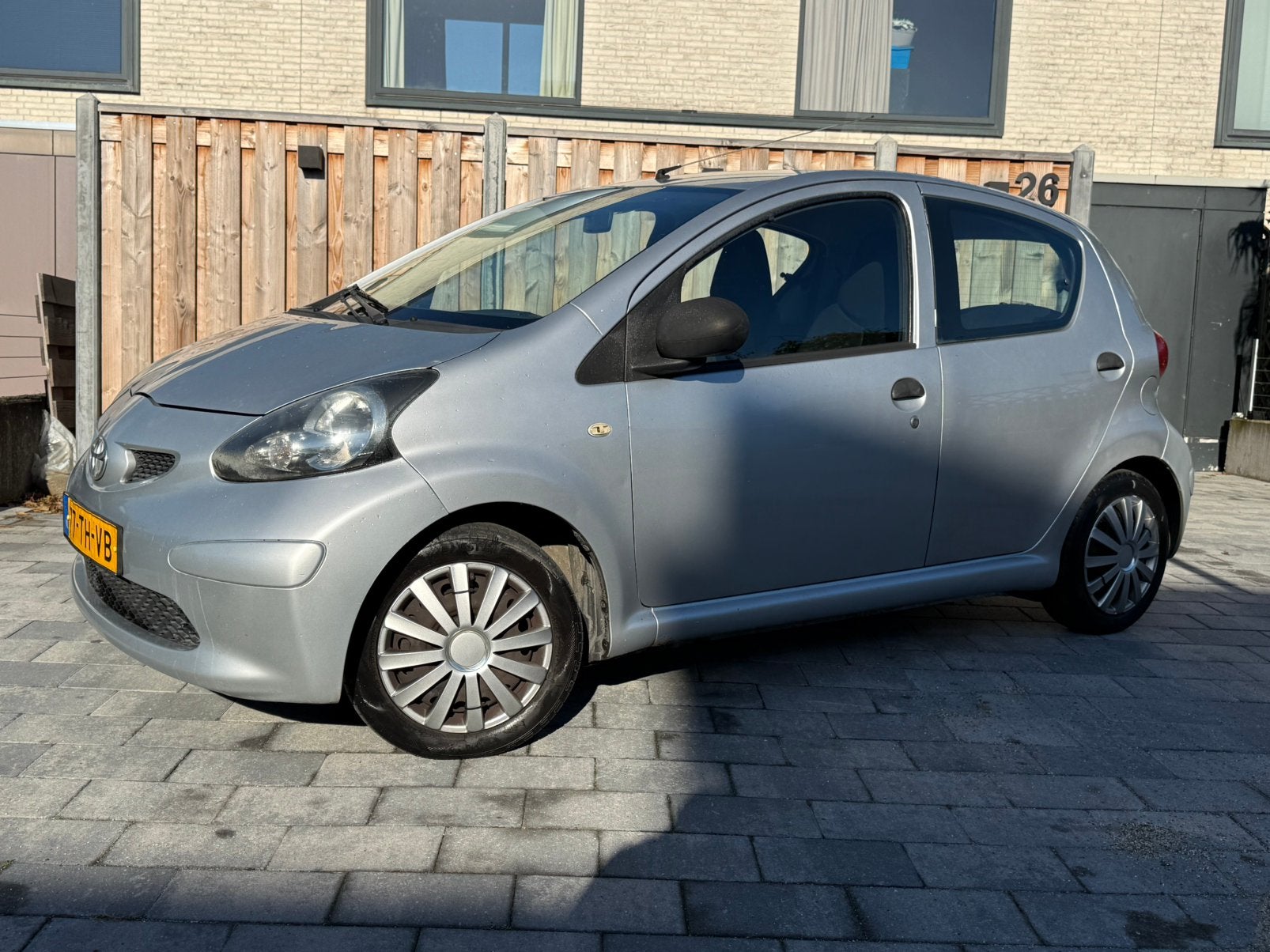 Toyota Aygo 1.0 12V Vvt-i| 5 deurs| zuinig| betrouwbaar, Voorwielaandrijving, Euro 5, Stof, 4 stoelen