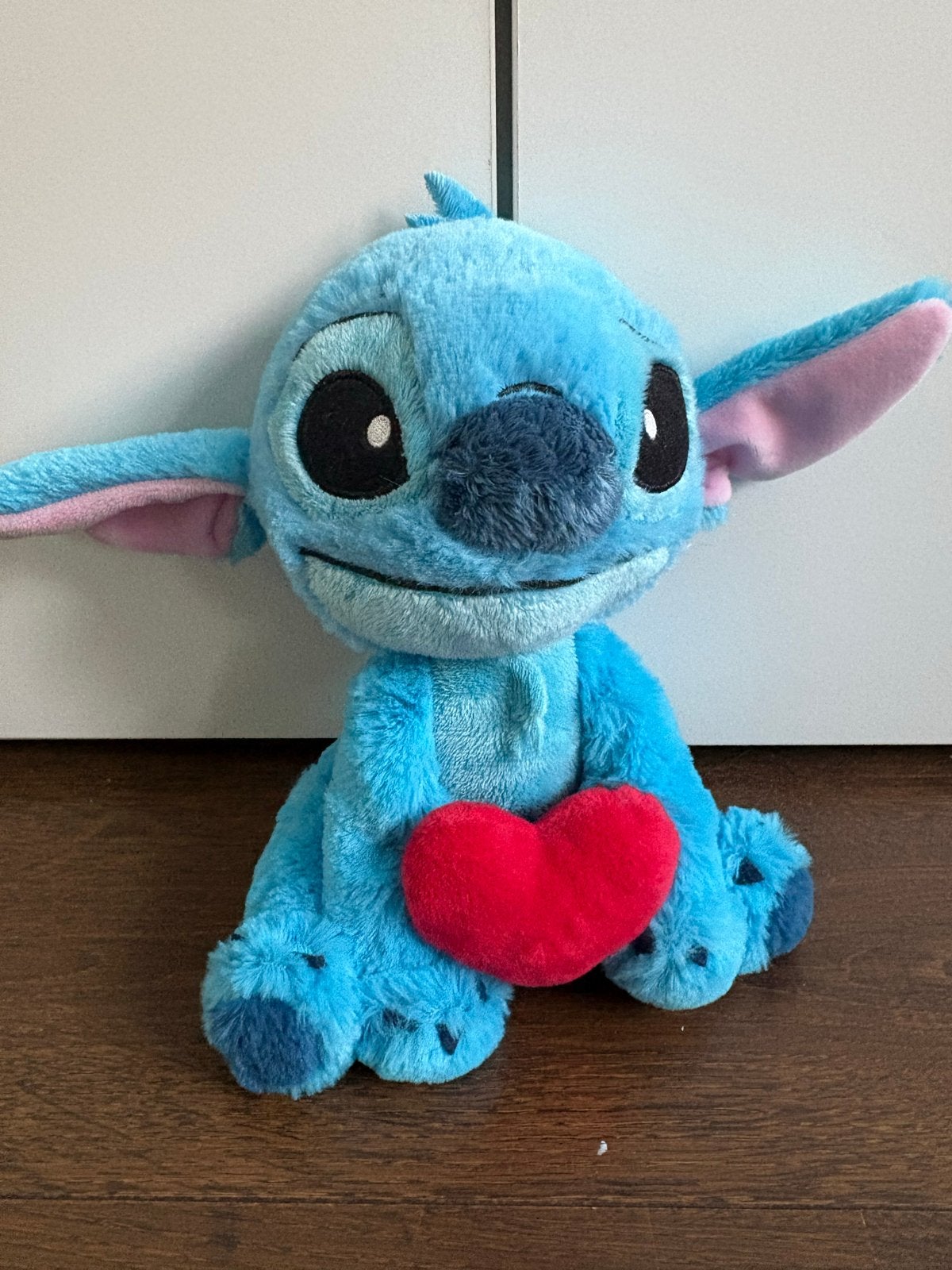 Stitch knuffel in goede staat met hartje, Disney, Disney, Overige typen, Blauw