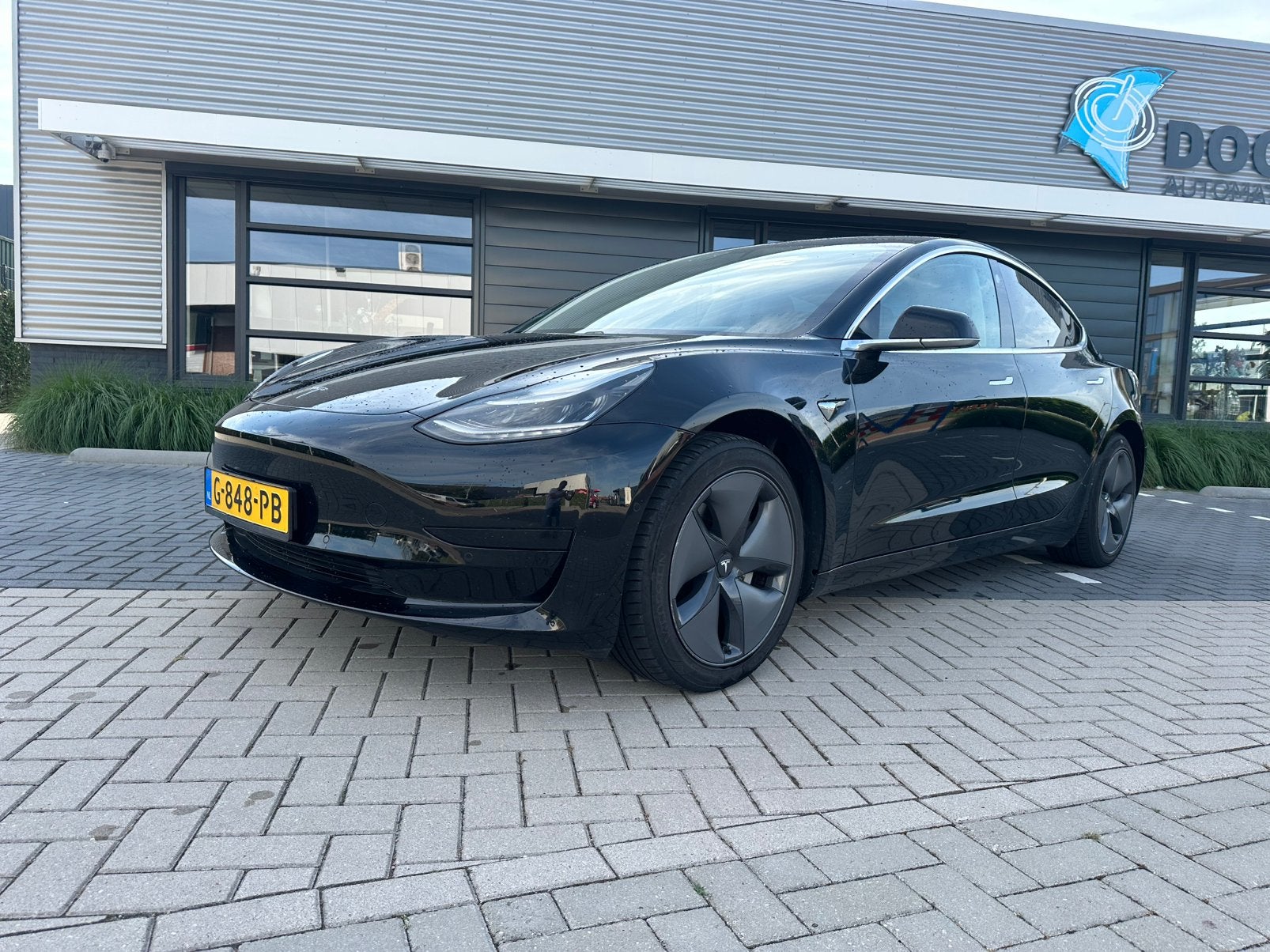 Tesla Model 3 2019 Zwart, Auto's, Automaat, Zwart, Zwart, Origineel Nederlands