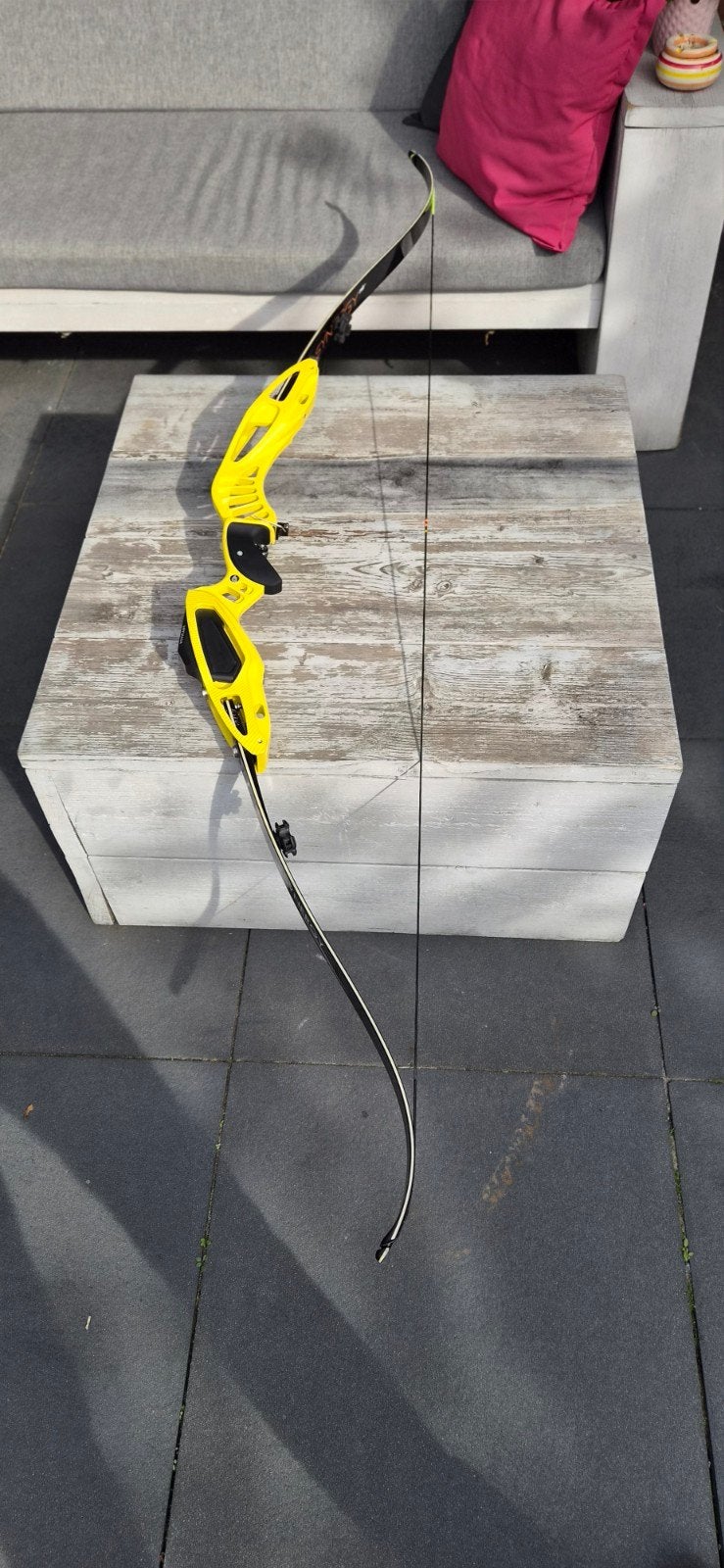 Mybo Mykan ILF 25" RH Lemon Zest Barebow, Compleet, Ophalen of Verzenden, Zo goed als nieuw, Recurveboog