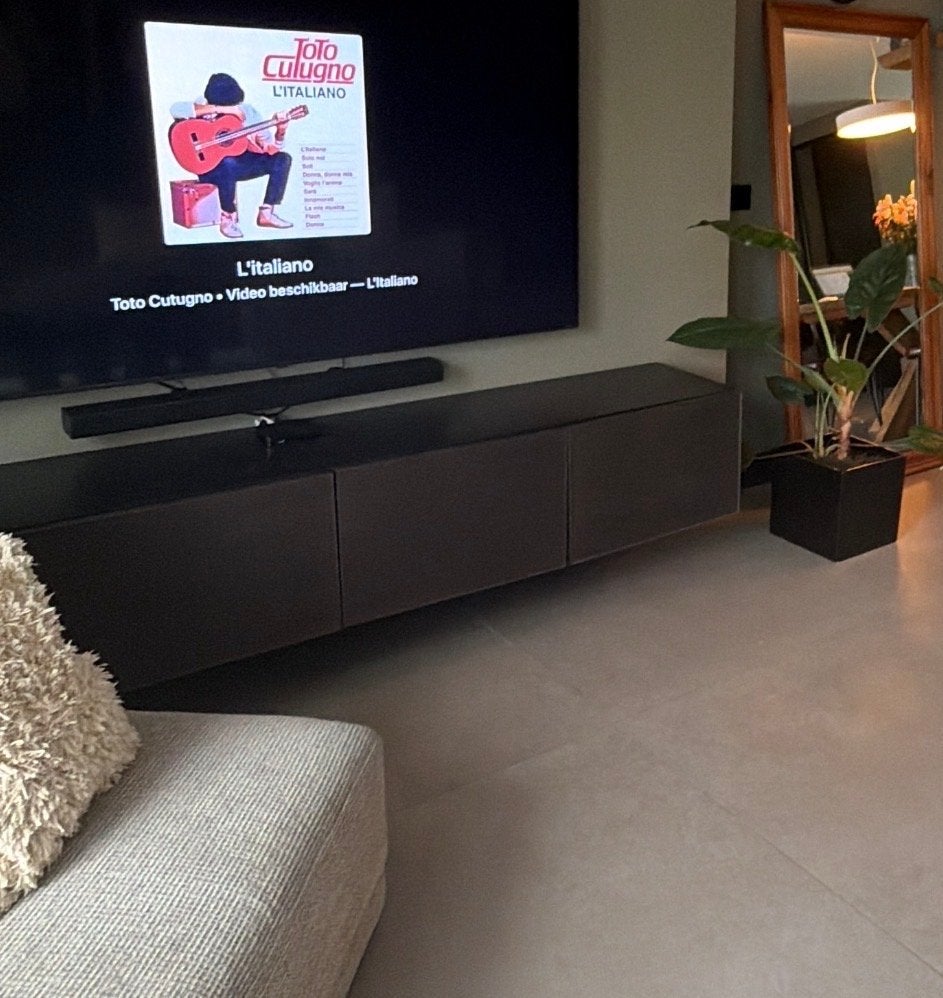 IKEA besta INVIKEN deuren 4 stuks Walnootkleur houten fineer, Huis en Inrichting, Kasten | Televisiemeubels, Ophalen, Gebruikt