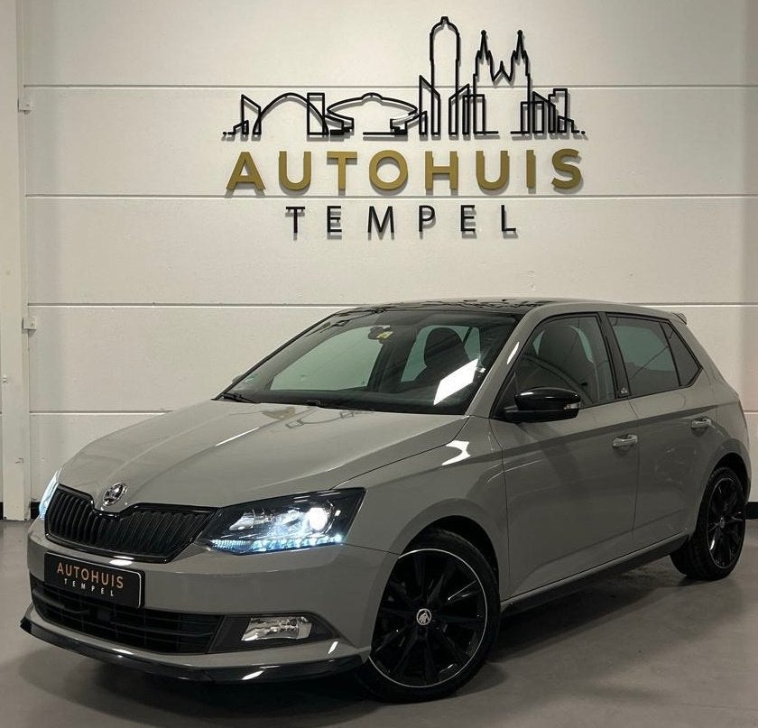 Skoda Fabia 1.0 TSI Monte Carlo Nap Airco Bluetooth Led Navi, Auto's, Voorwielaandrijving, Stof, 95 pk, 23 km/l