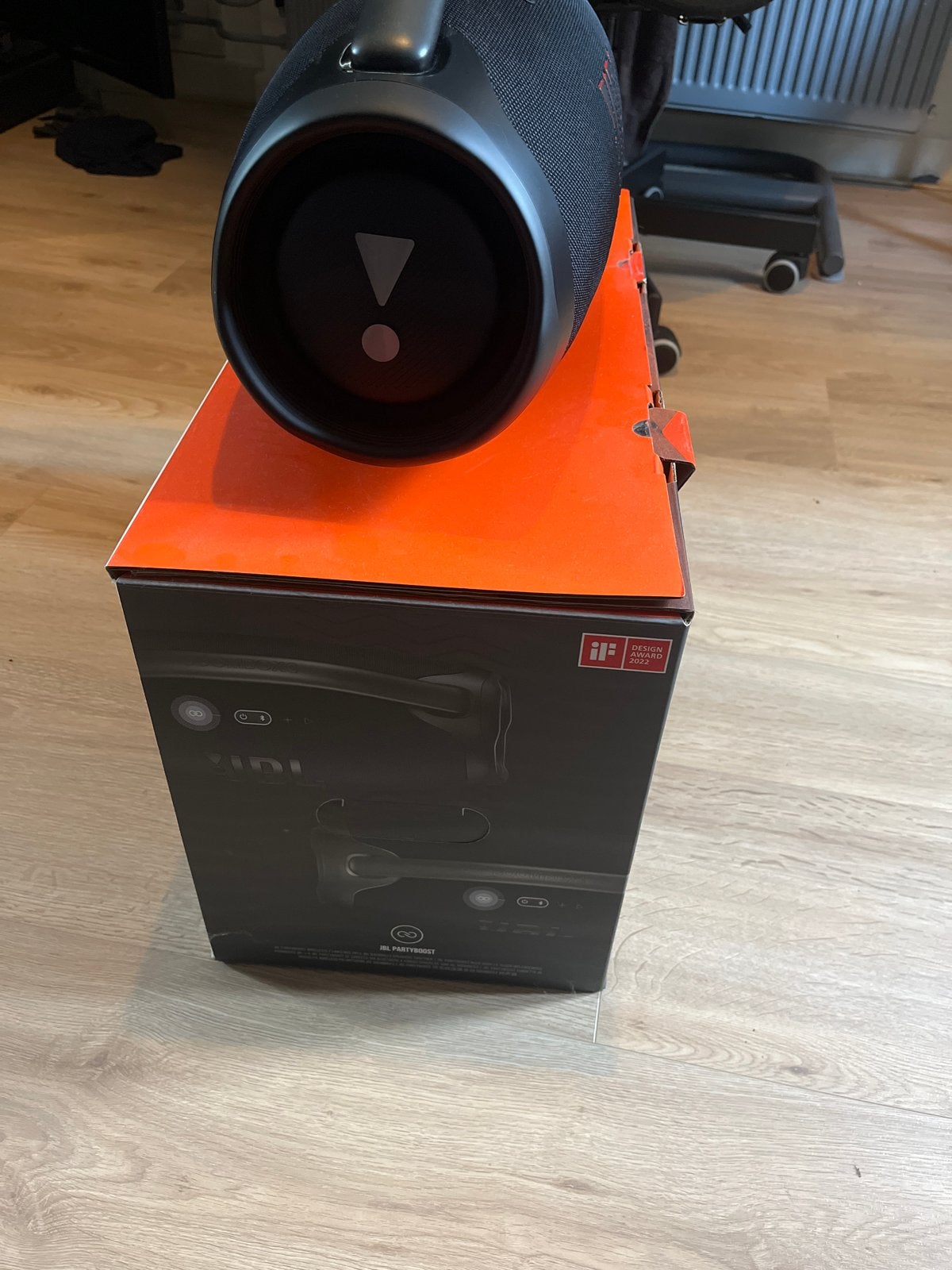 Foto 3 van JBL Boombox 3 te koop of te ruil