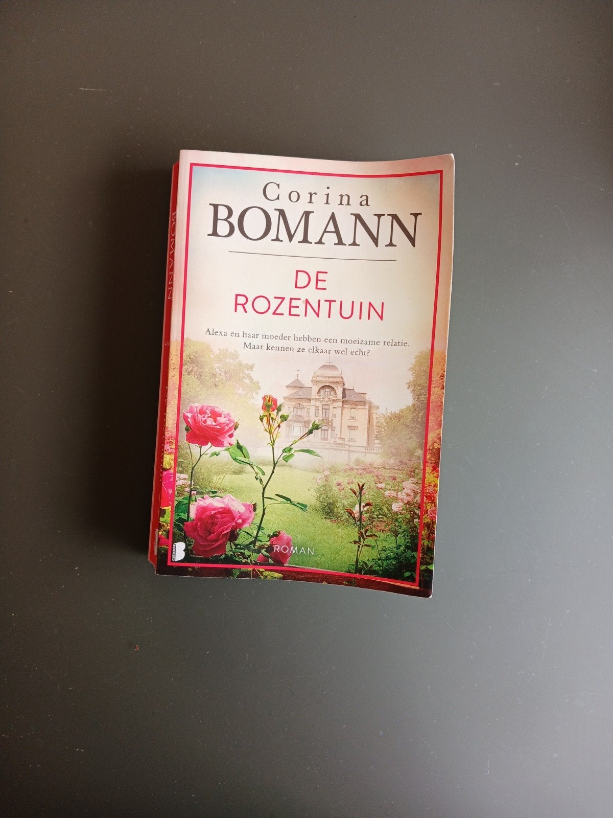 Corina Bomann - De Rozentuin (Roman), Ophalen of Verzenden, Zo goed als nieuw, Corina Bomann, Nederland