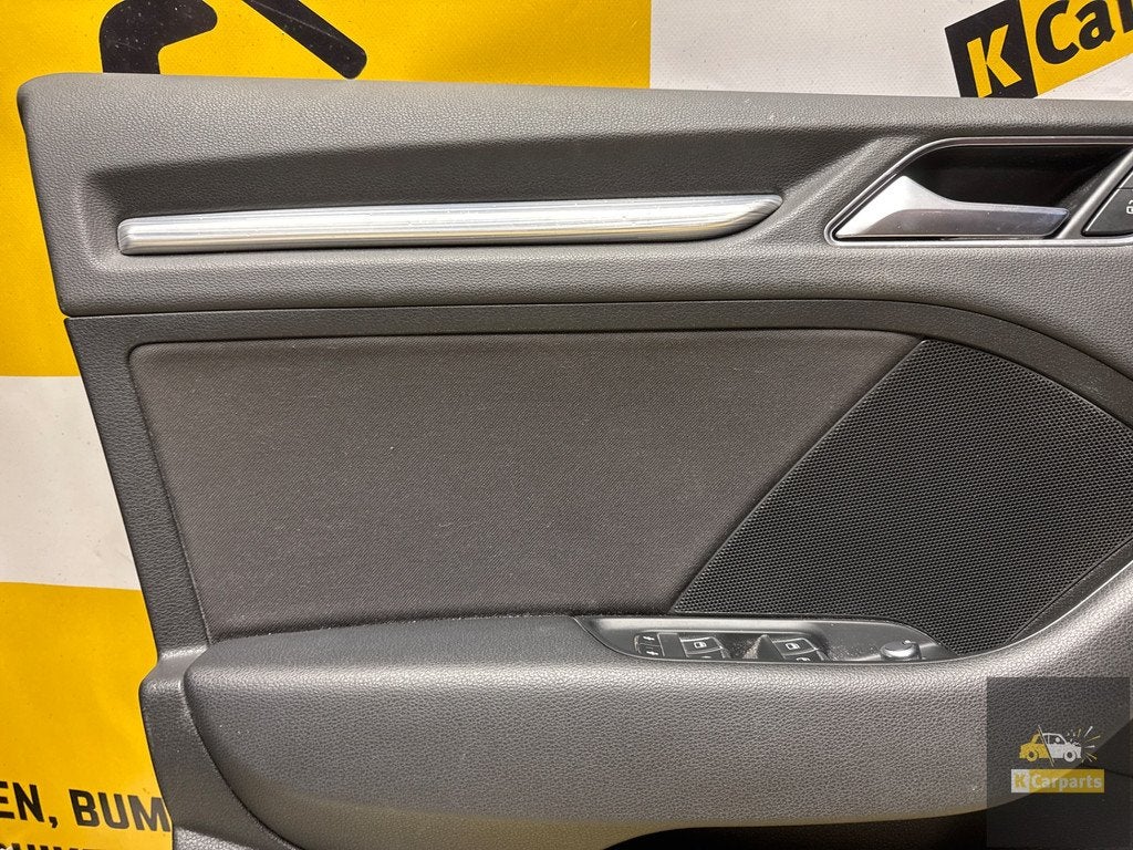 Deur bekleding AUDI A3 S3 RS3 Links voor portier 8V4867105, Info@fabrikant.eu, Fabrikantstraat 1
1000 AA  Amsterdam, NL, Fabrikant BV