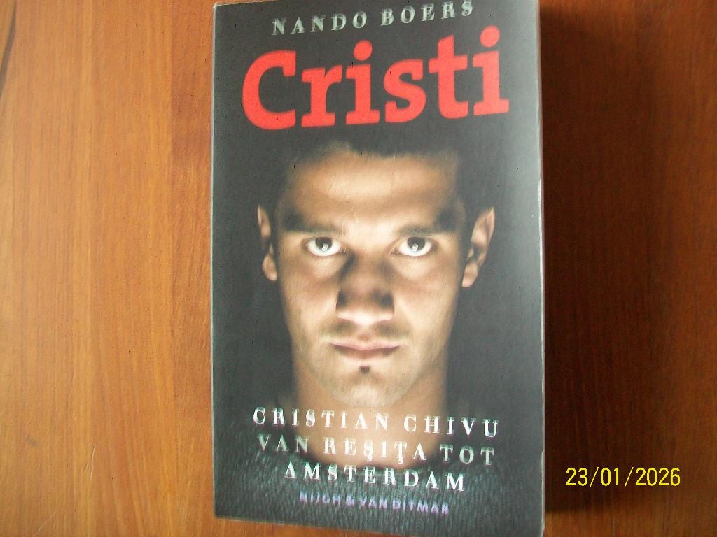 Cristi - Van Resita tot Amsterdam ( Christian Chivu ), Verzenden, Zo goed als nieuw, Ajax, Boek of Tijdschrift